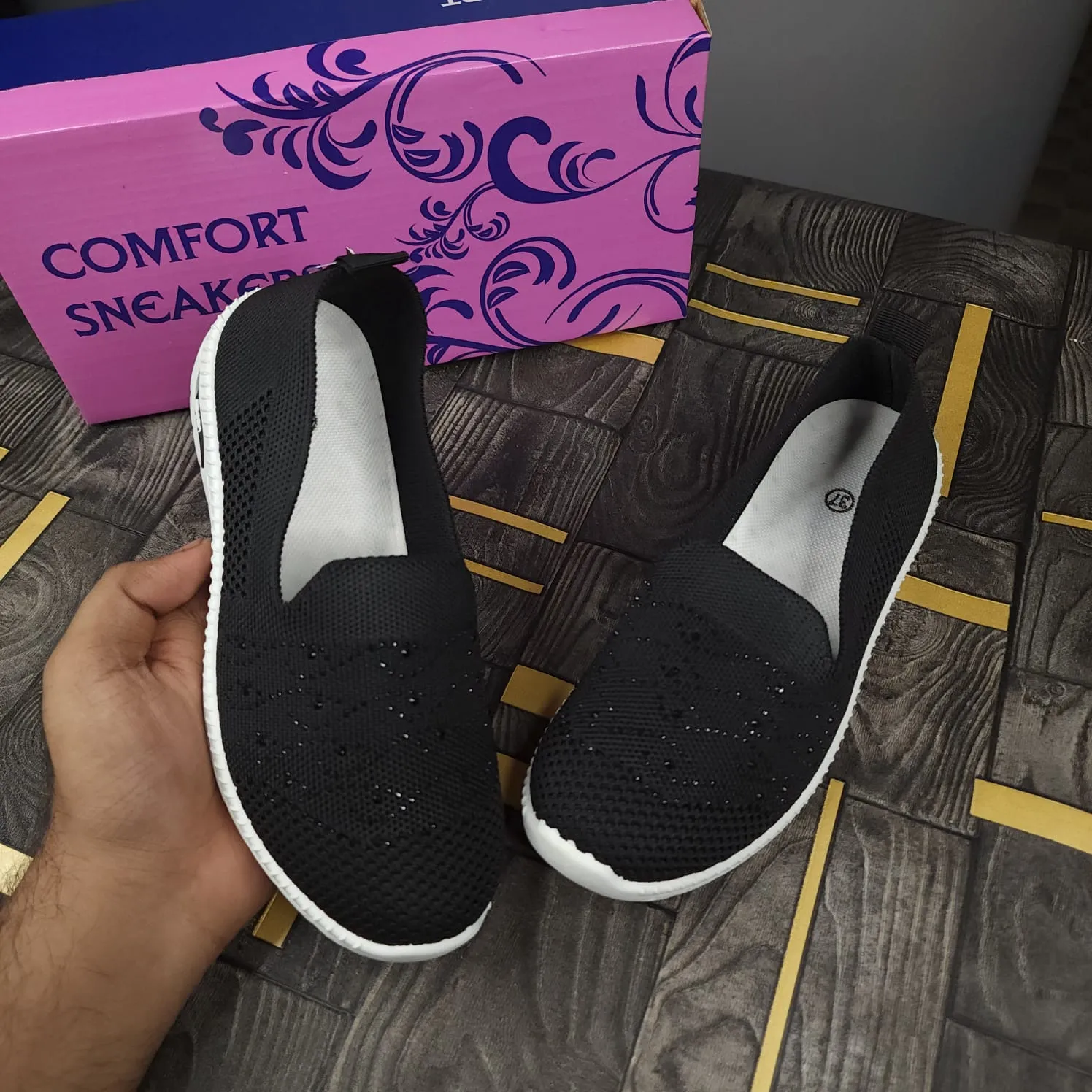 Black casual shoes with Studs