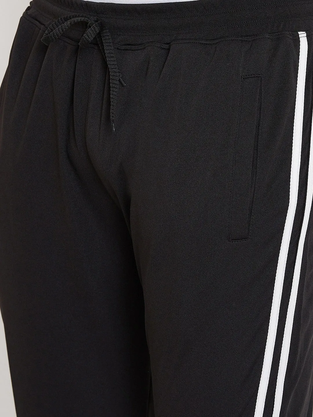 Men Solid Black Track Pants (Pack of 1)