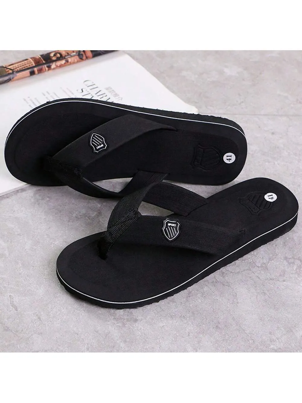 Men Summer Flip Flops Beach Sandals Anti-Slip Casual Flat Shoes High Quality Slippers Home Slippers For Men