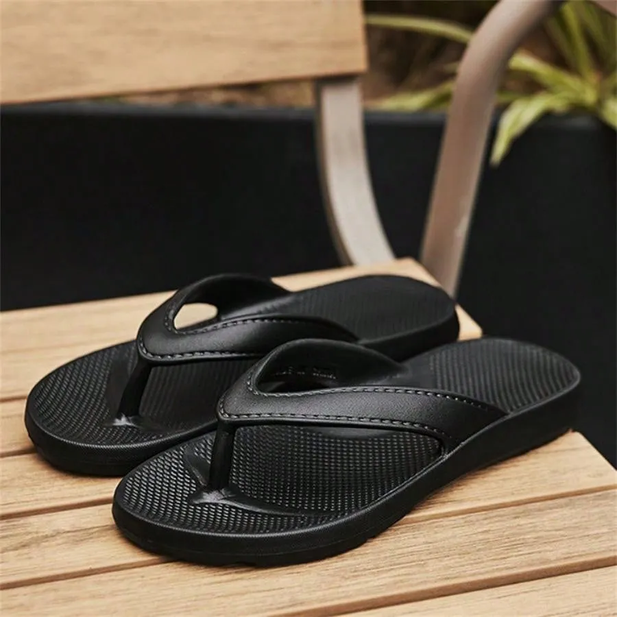 Men's Anti-Slip Indoor/Outdoor Bathroom Couple Slipper, Cool And Breathable, Suitable For Summer, In A High-End Style