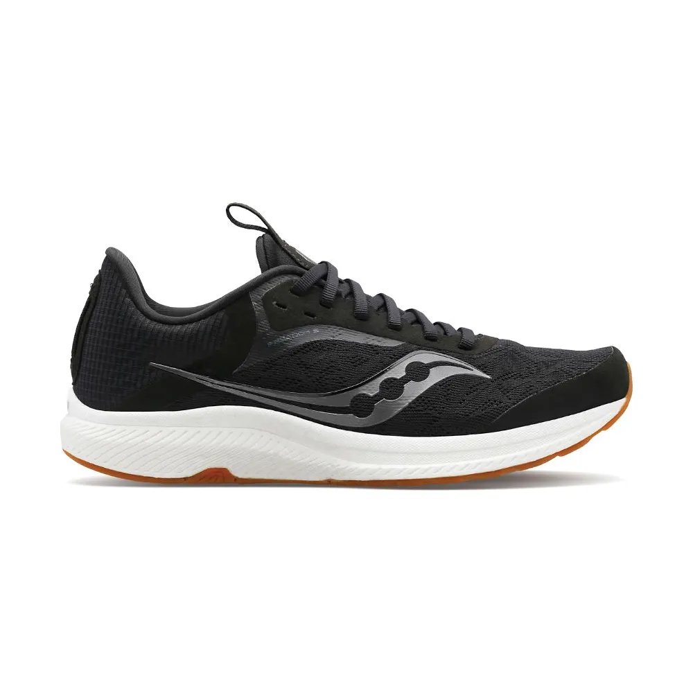 Men's Saucony Freedom 5 Color: Black | Gum