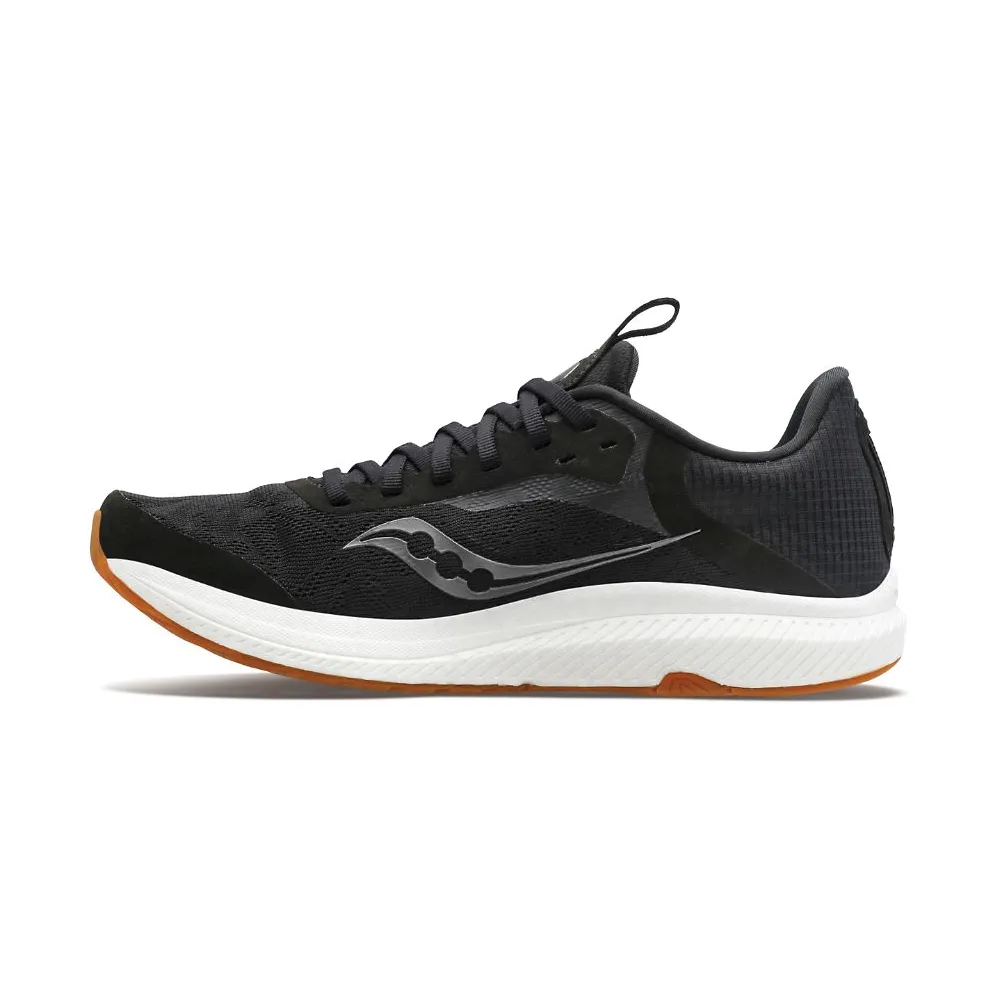 Men's Saucony Freedom 5 Color: Black | Gum