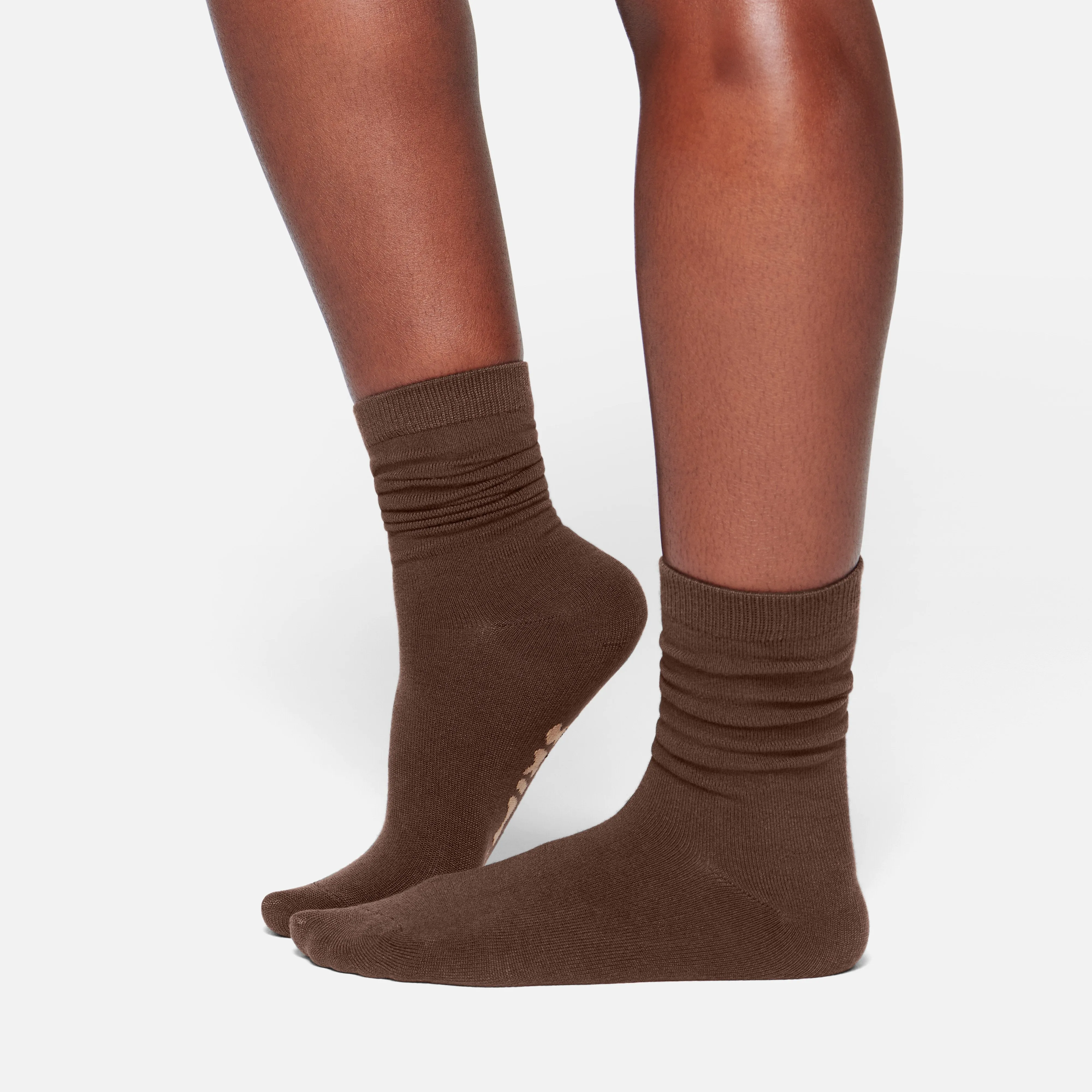 MICROPOLY MID CALF SOCK | COCOA