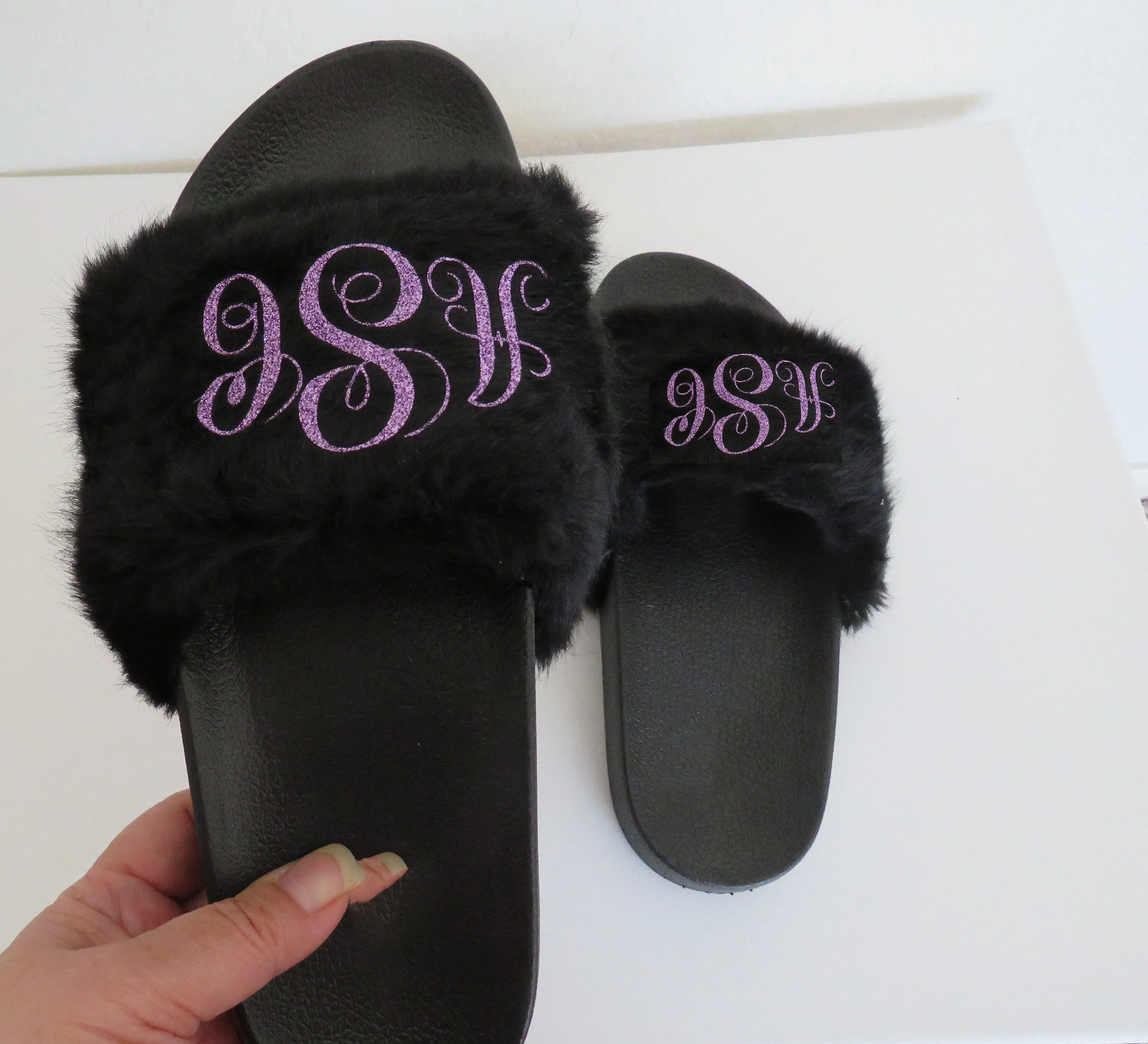 monogramed slippers/  Personalized  Slippers / BLACK fur slippers