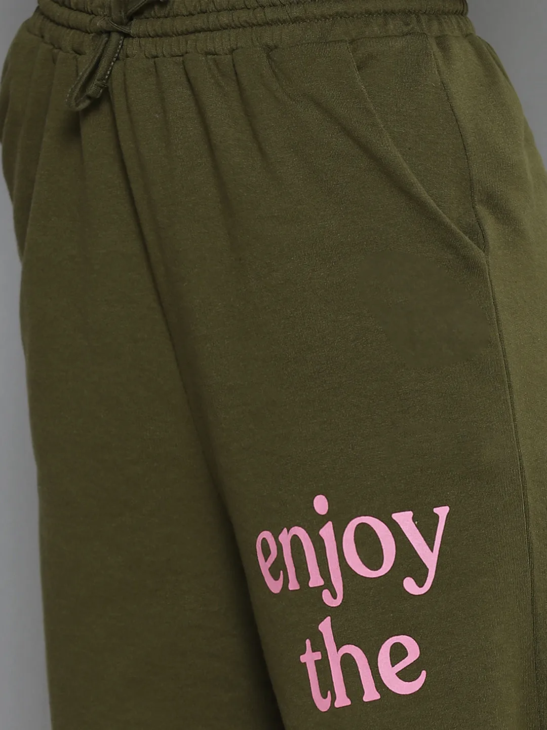 Women Olive Terry Active Crop T-Shirt With Drawstring Shorts